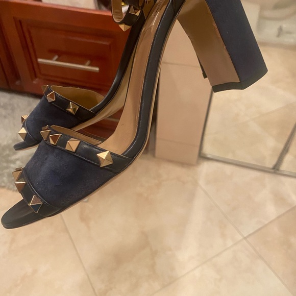 Valentino Rock Stud navy suede sandals - Picture 11 of 12